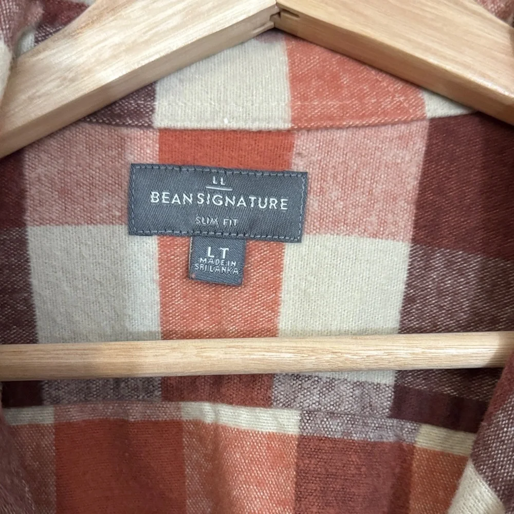 L.L. Bean Signature 1933 Plaid Chamois Shirt LT - Picture 2 of 3